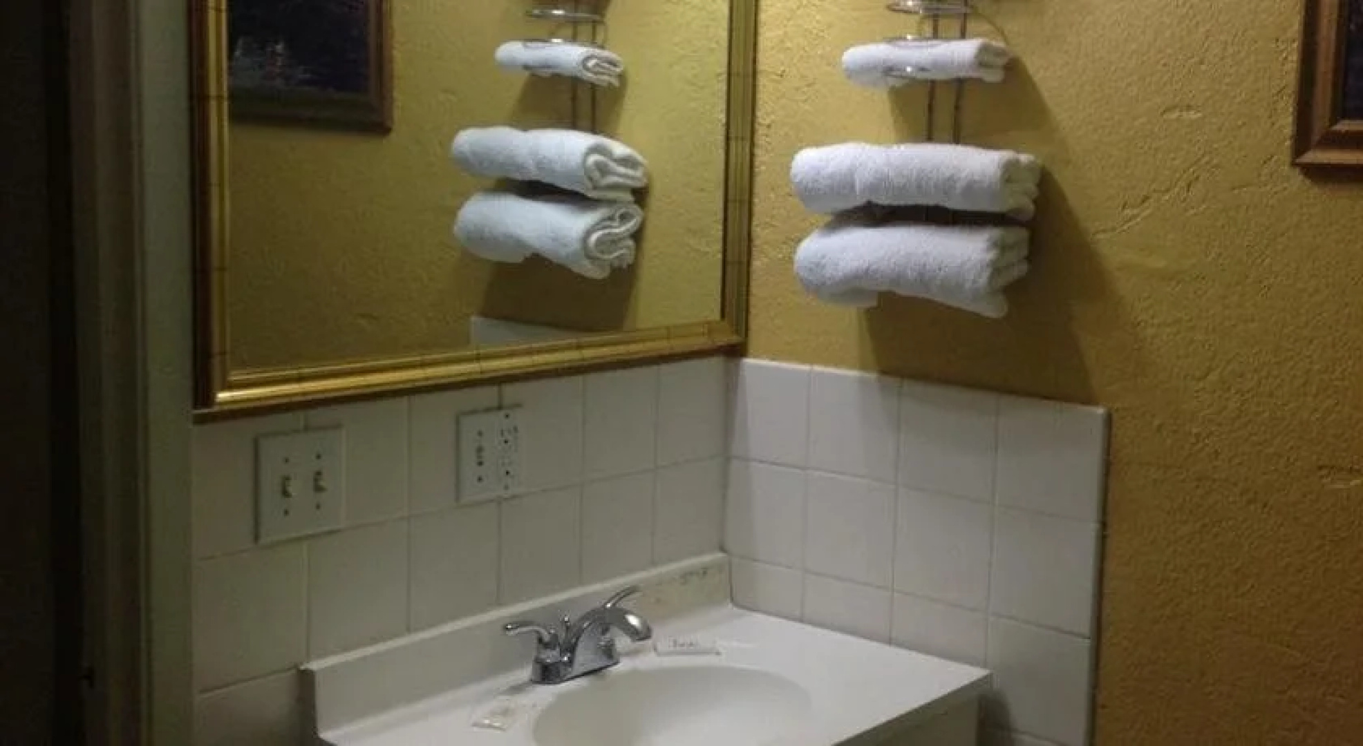 Economy Inn Granite City