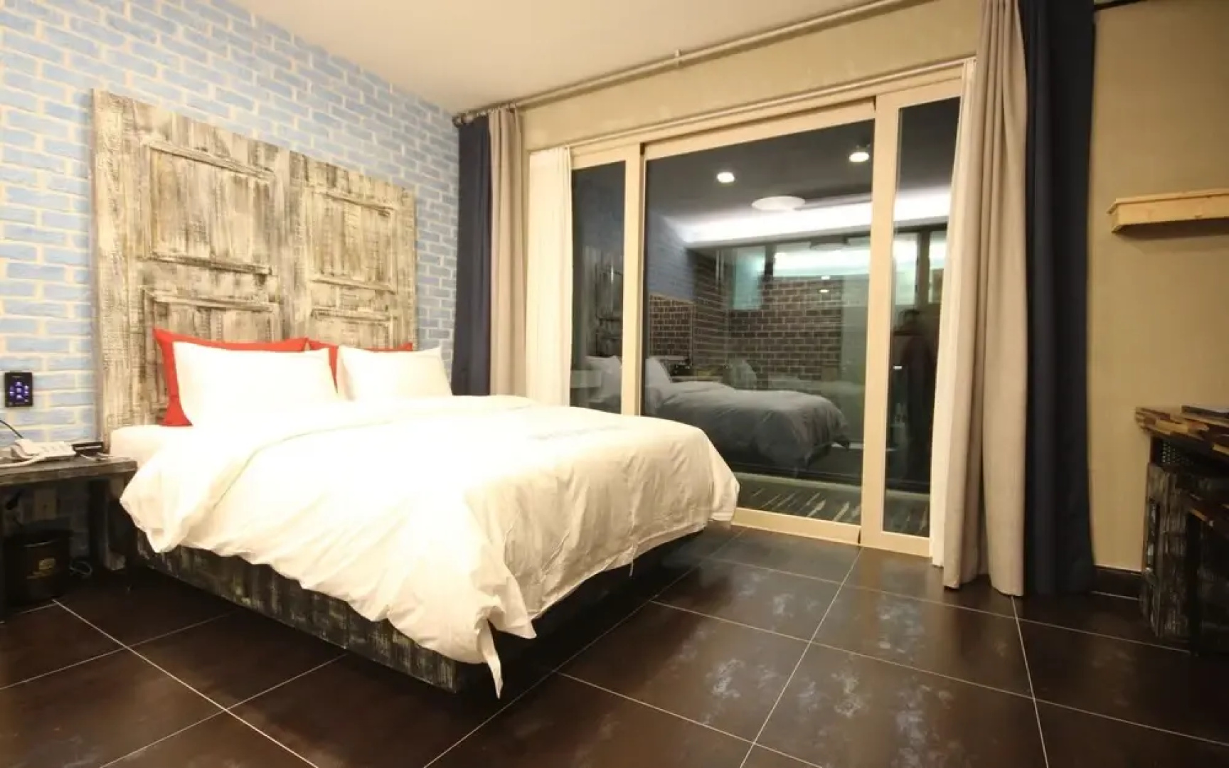 Changyeong Moon Dot Self Check-in Motel