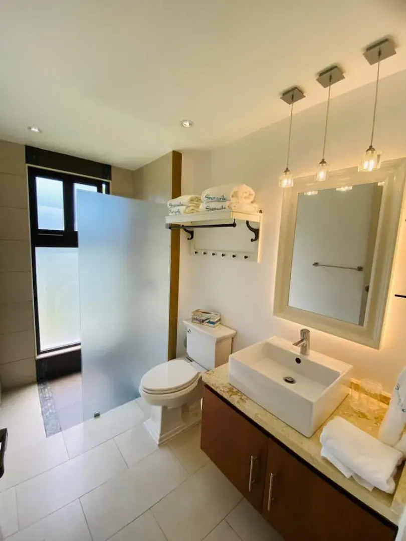 Cozy 3 Bedroom Penthouse in Playa Bonita