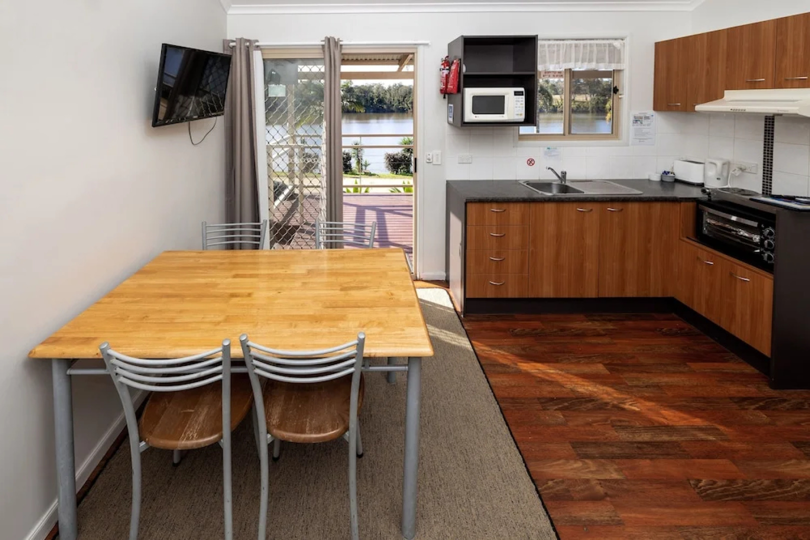 Big River Holiday Park And Ski Lodge