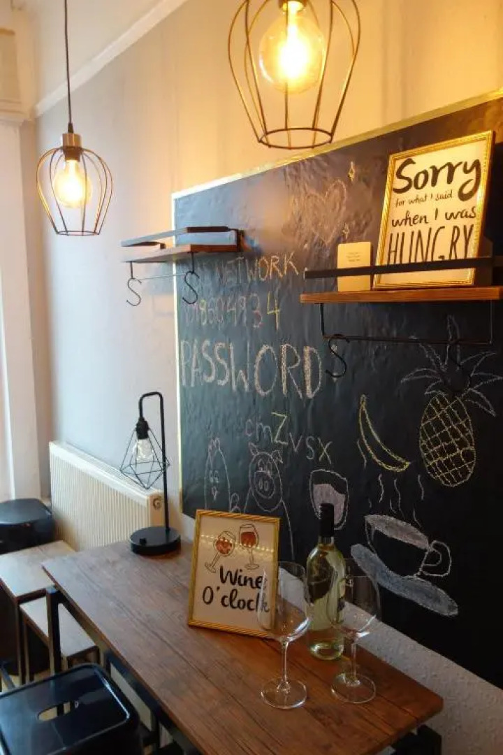 Ann Apartments opposite the Pier with sea view