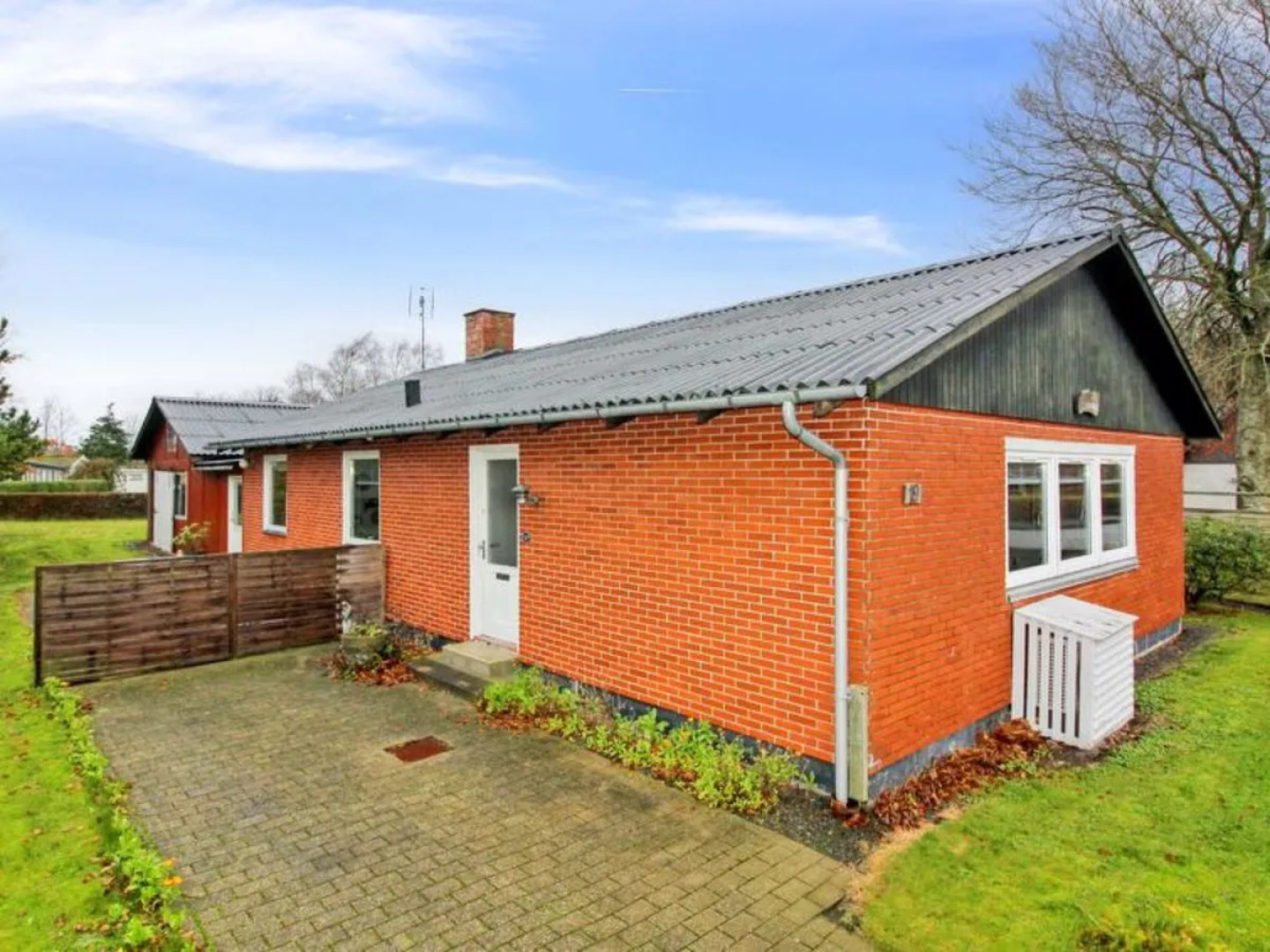 "Sunna" - 5km from the sea in NW Jutland