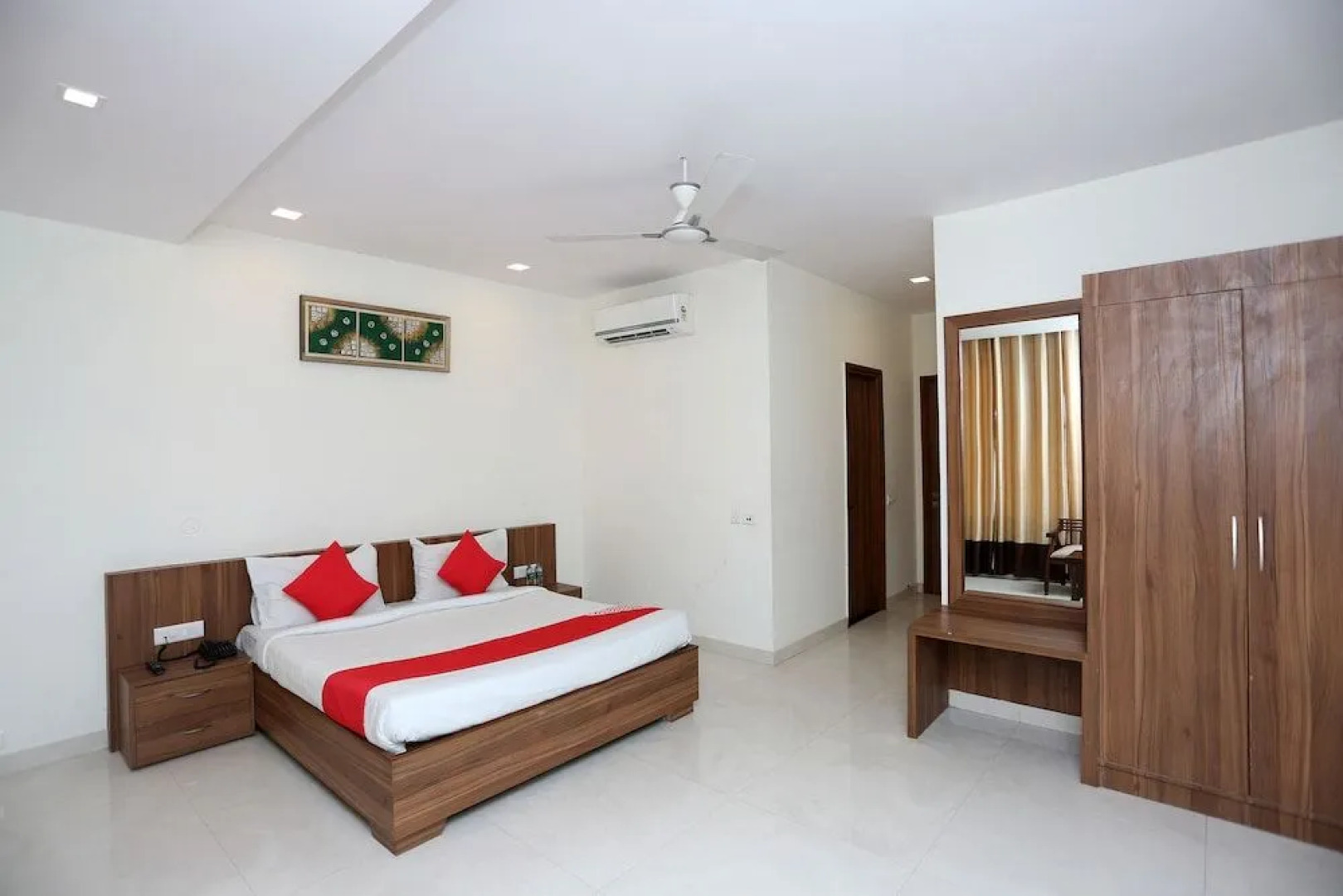 OYO 30131 Hotel Ceremony- A Unit Of Nishuraj Resorts