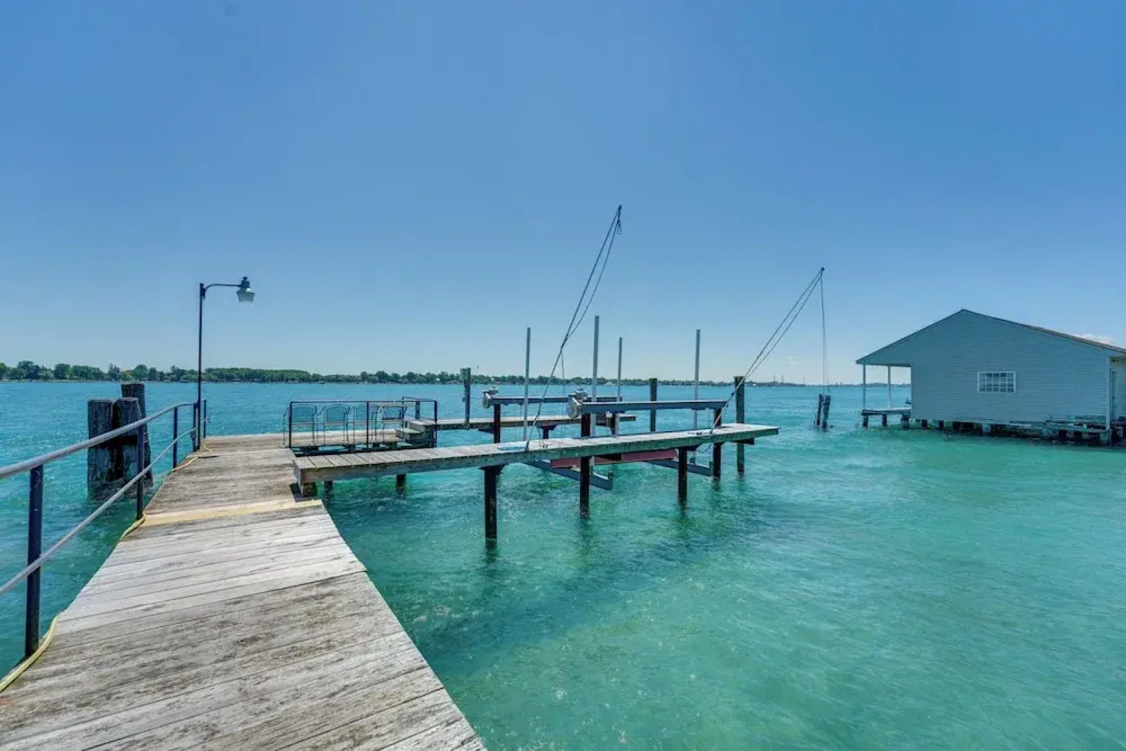 Riverfront St Clair Home - Walk to Downtown!