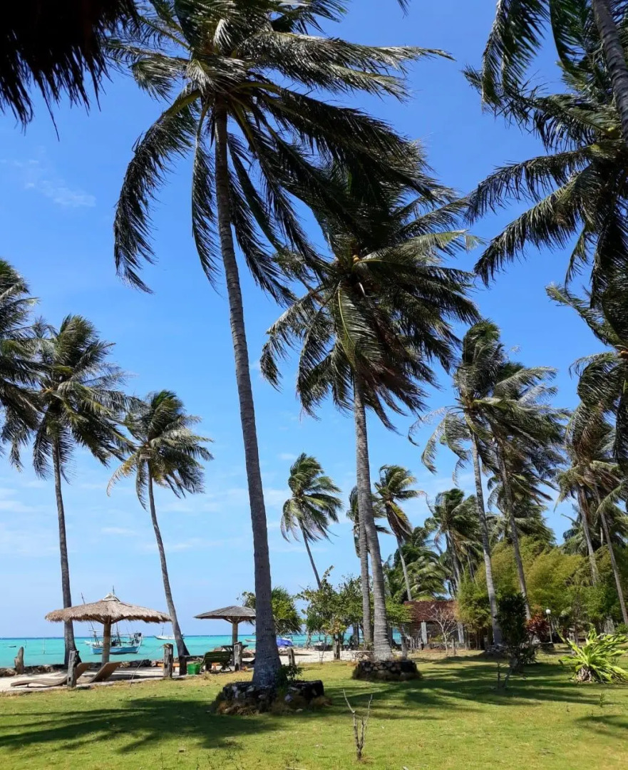 Arys Lagoon Bungalow & Hotel