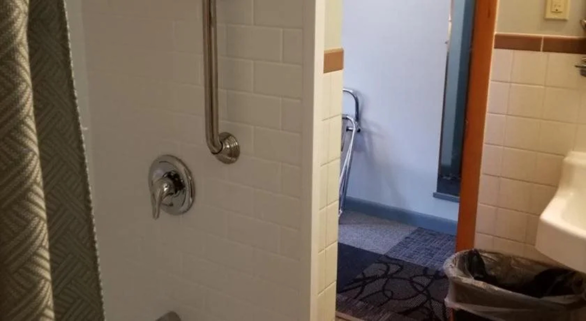 White Mountain Motel And Cottages