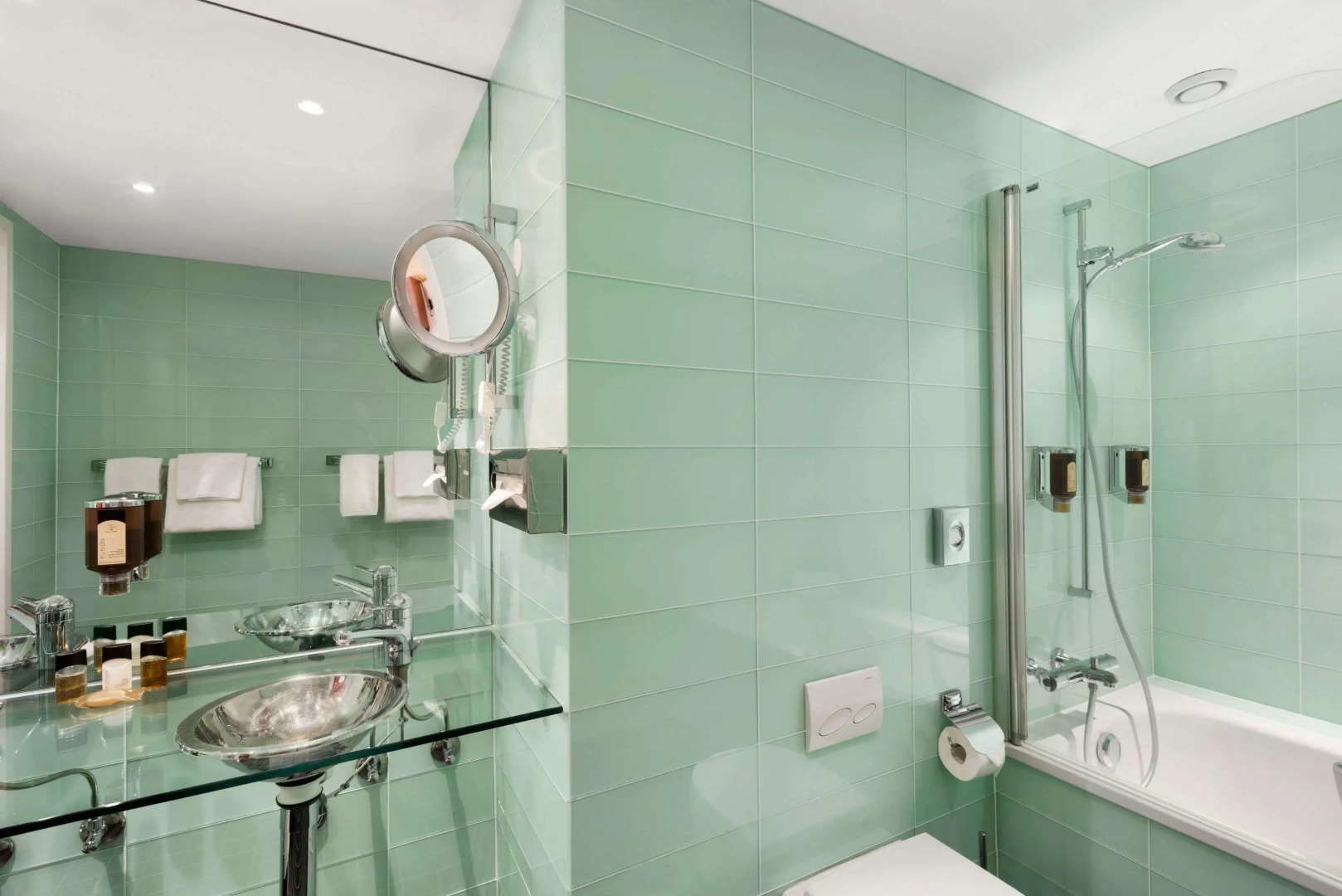 Ramada Encore by Wyndham Geneva