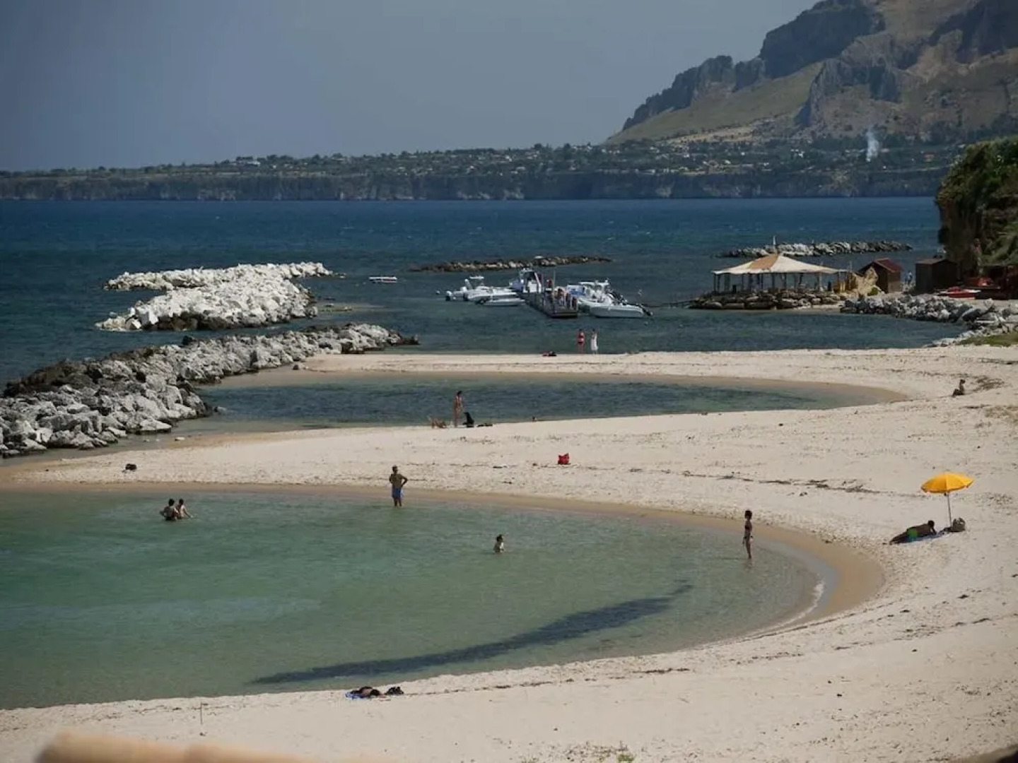 Apartment With 3 Bedrooms in Piano di Trappeto, With Wonderful sea Vie