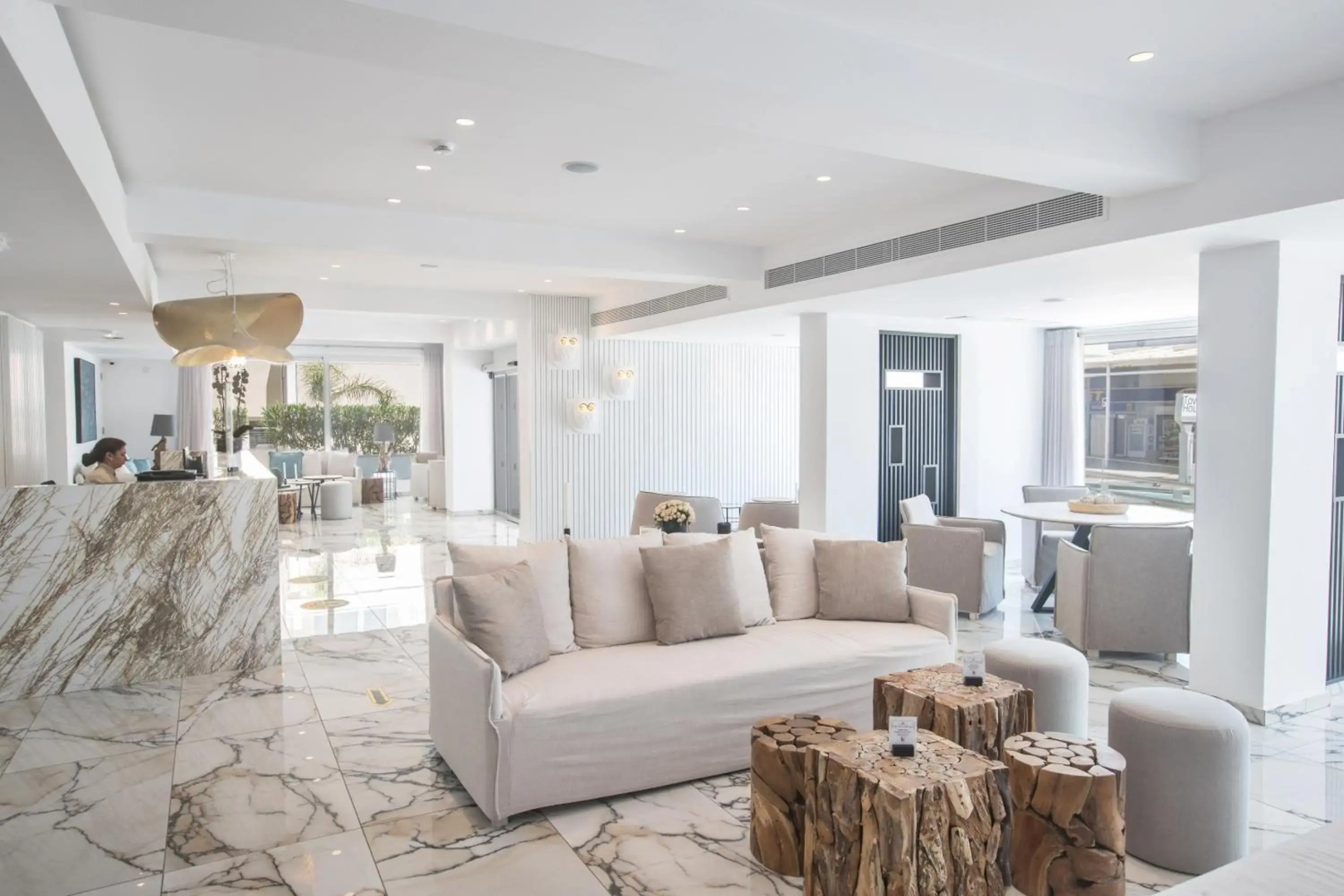 Kokkinos Boutique Hotel