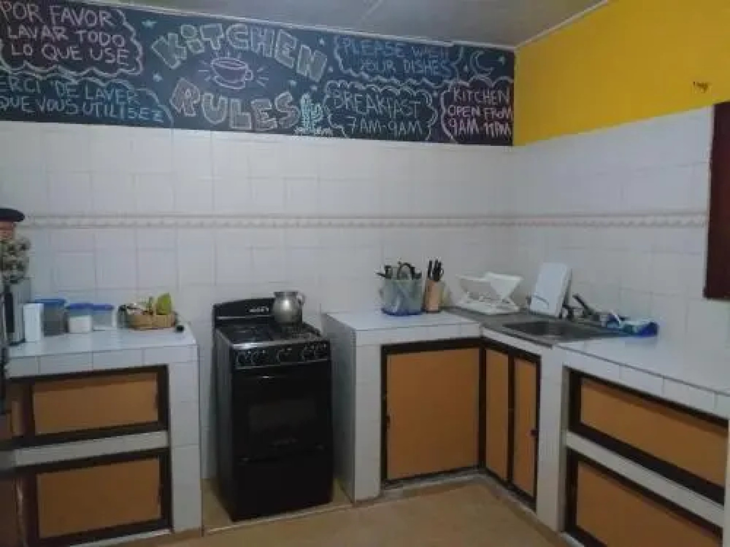 Hostel Backpacagers And Travelers