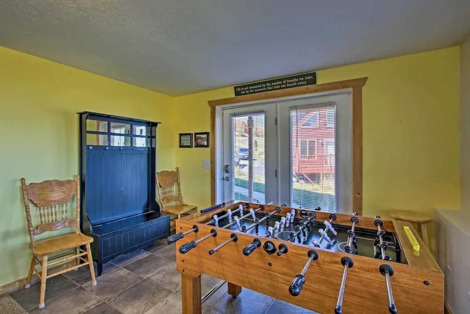 Garden City Lake House: Hot Tub & Views!