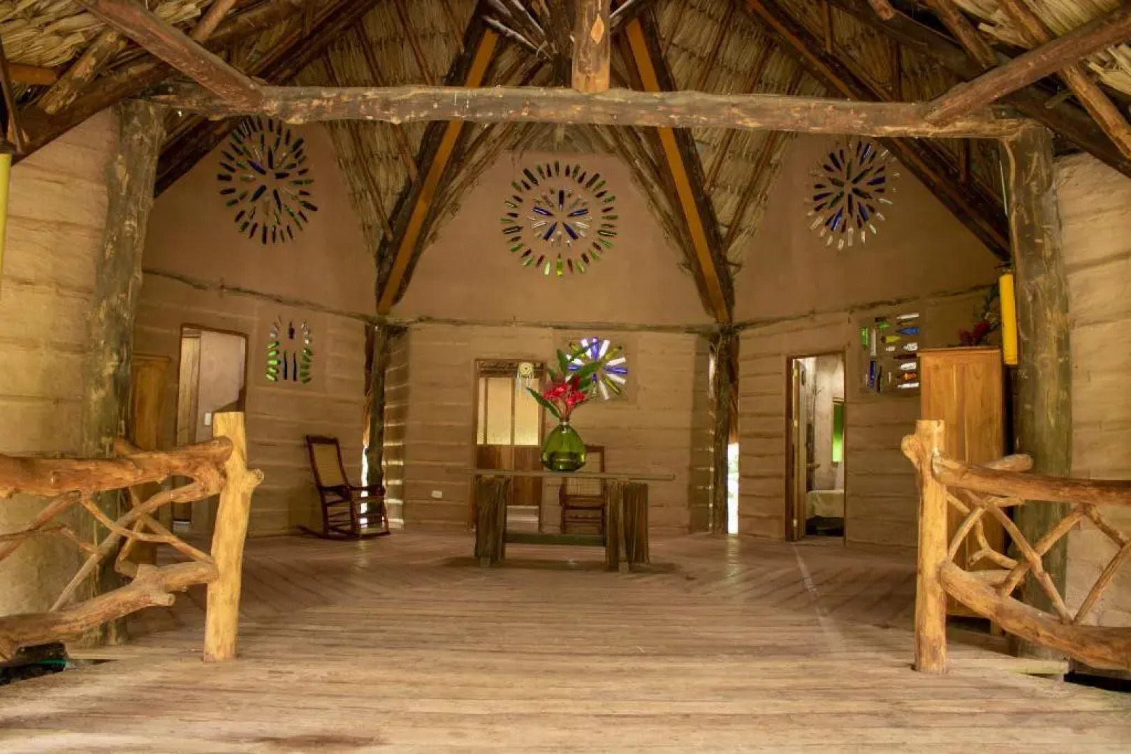 Eco Hotel Cosmogenesis