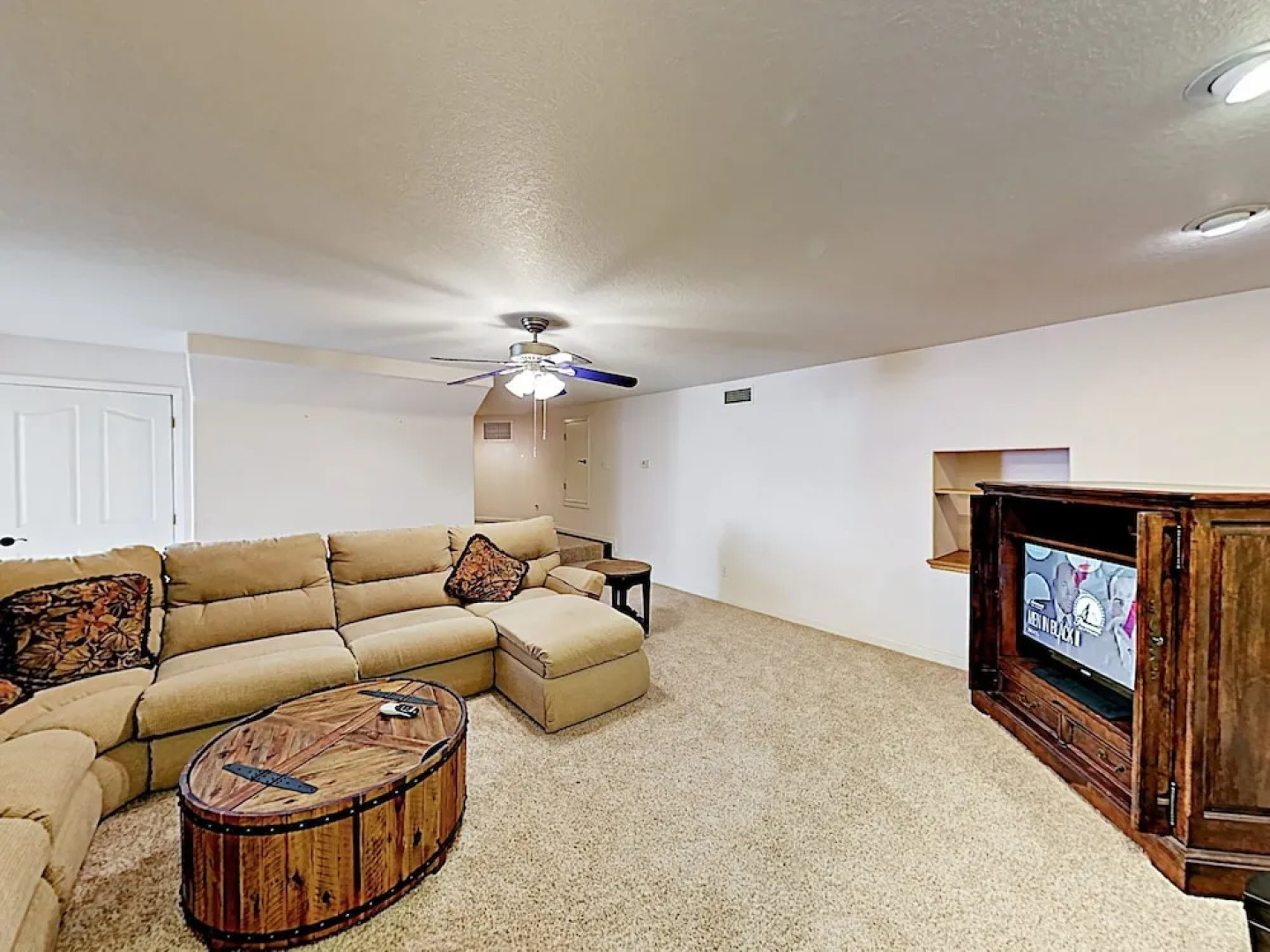 11750 Atascadero - 5 Br Home