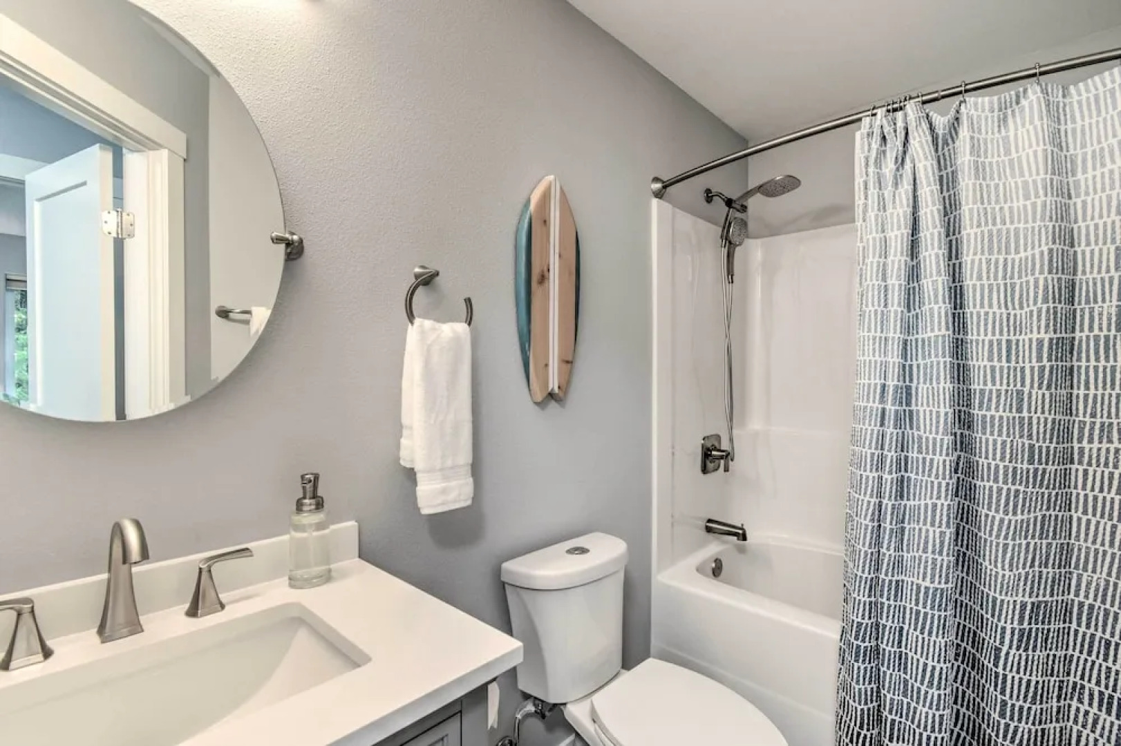 'beach Break' Home w/ Hot Tub - Walk to Beach