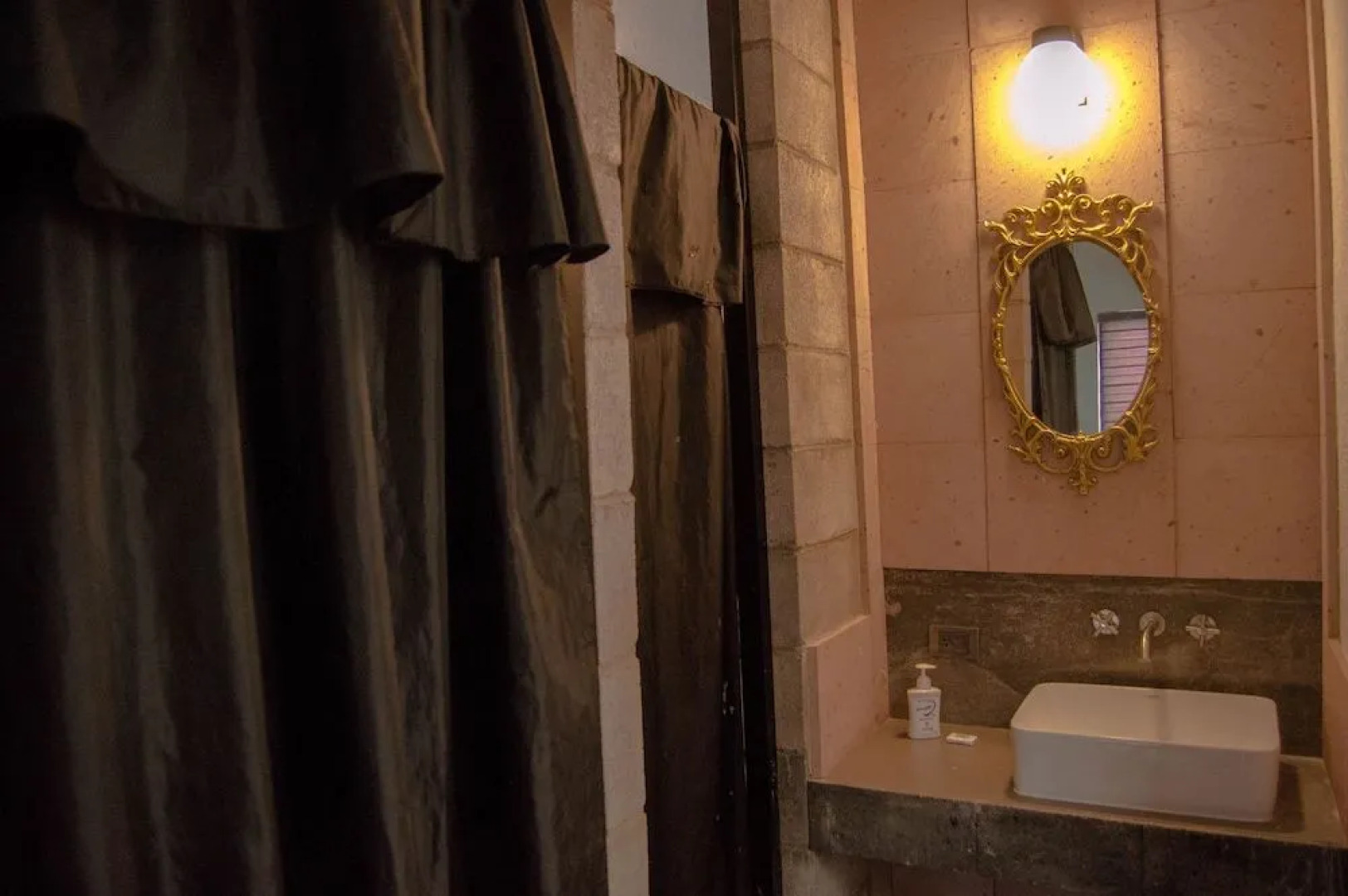 Paqui Bed & Breakfast