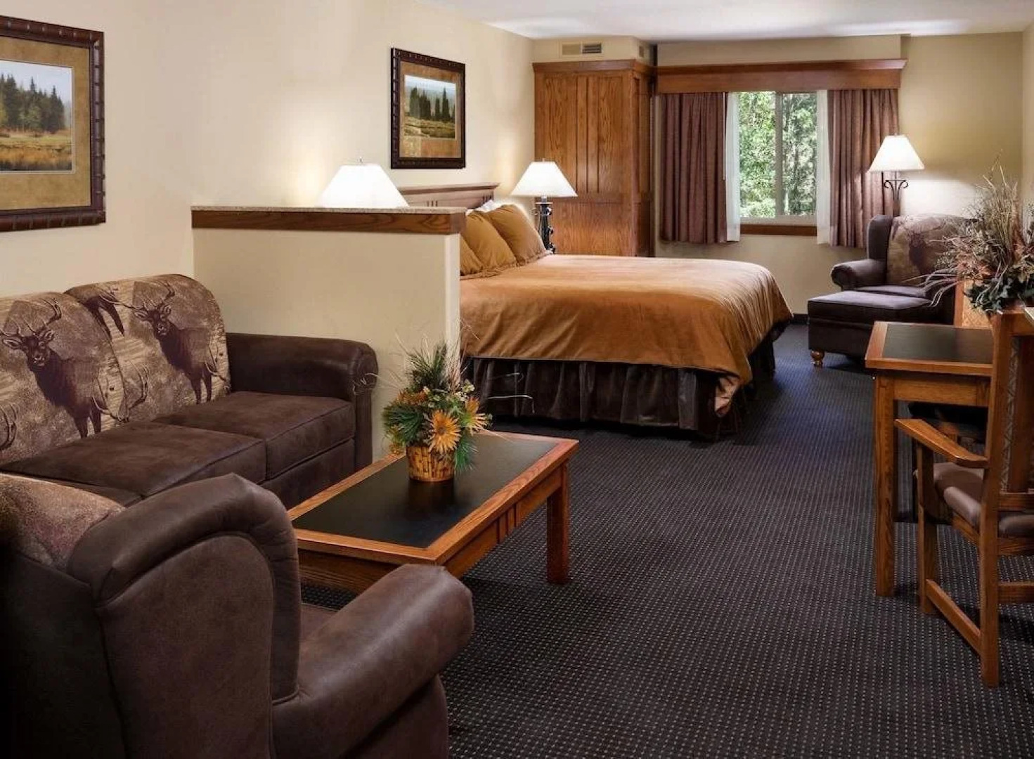 State Game Lodge & Resort