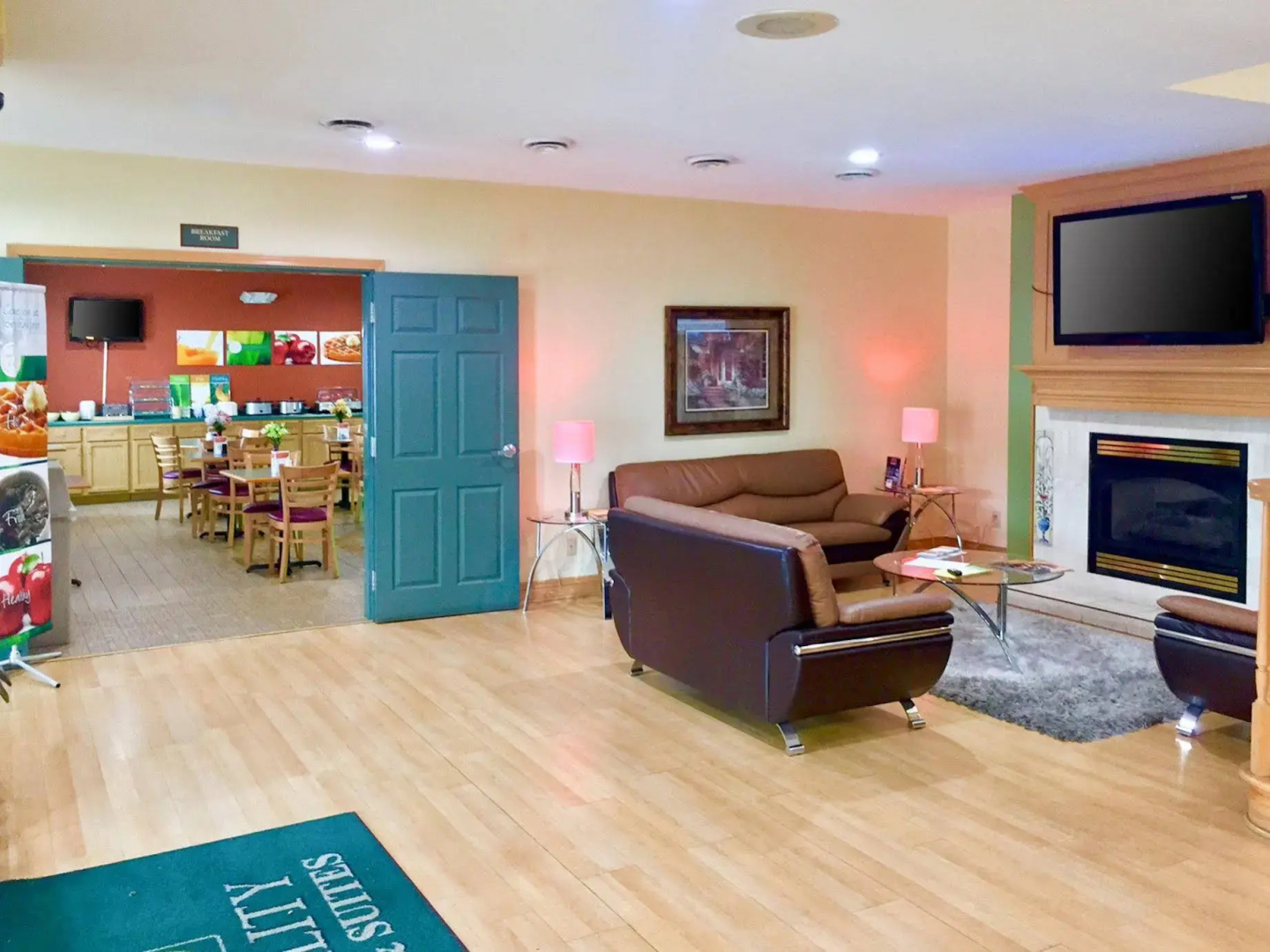 Quality Inn & Suites Cincinnati Sharonville