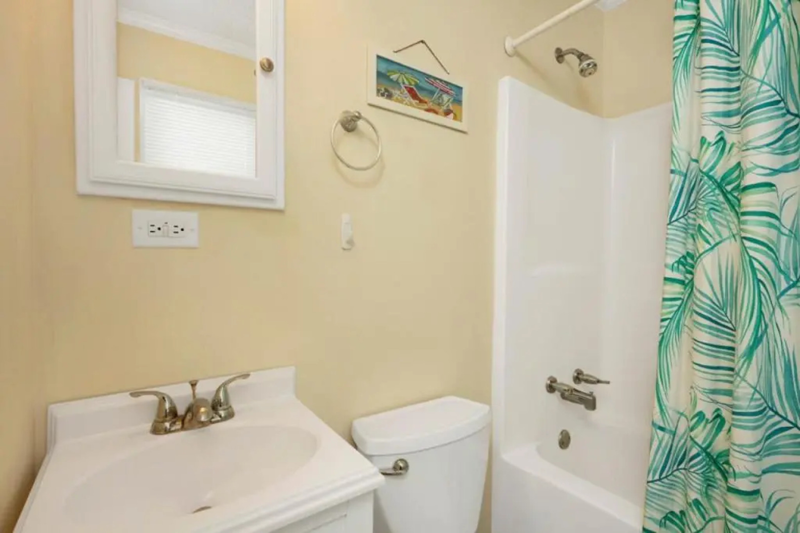 The Hideaway by Oak Island Accommodations