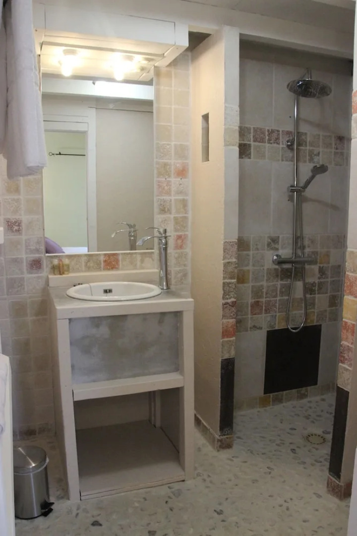 Hameau Fleur de Pierres B&B