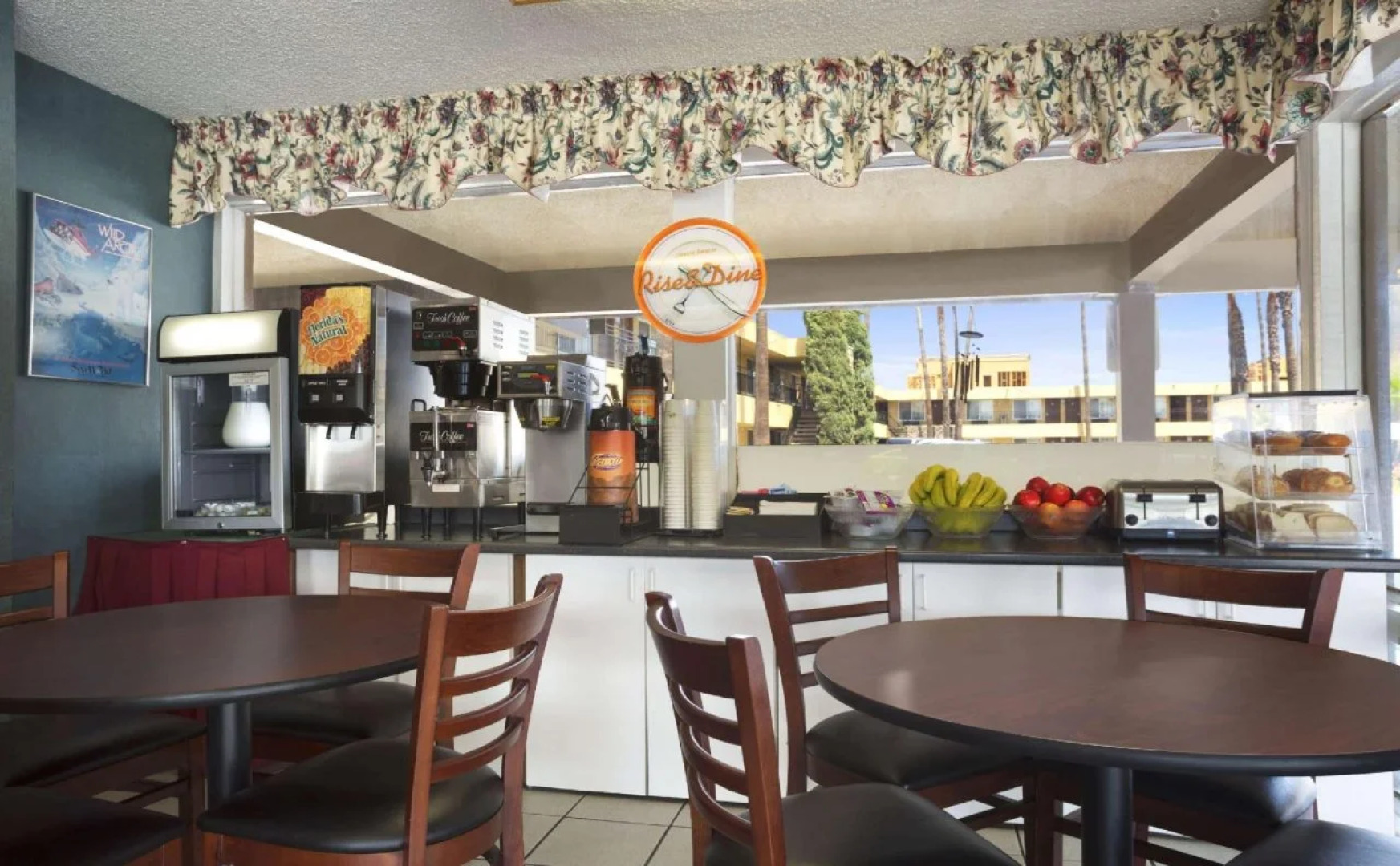 Howard Johnson San Diego State University Area