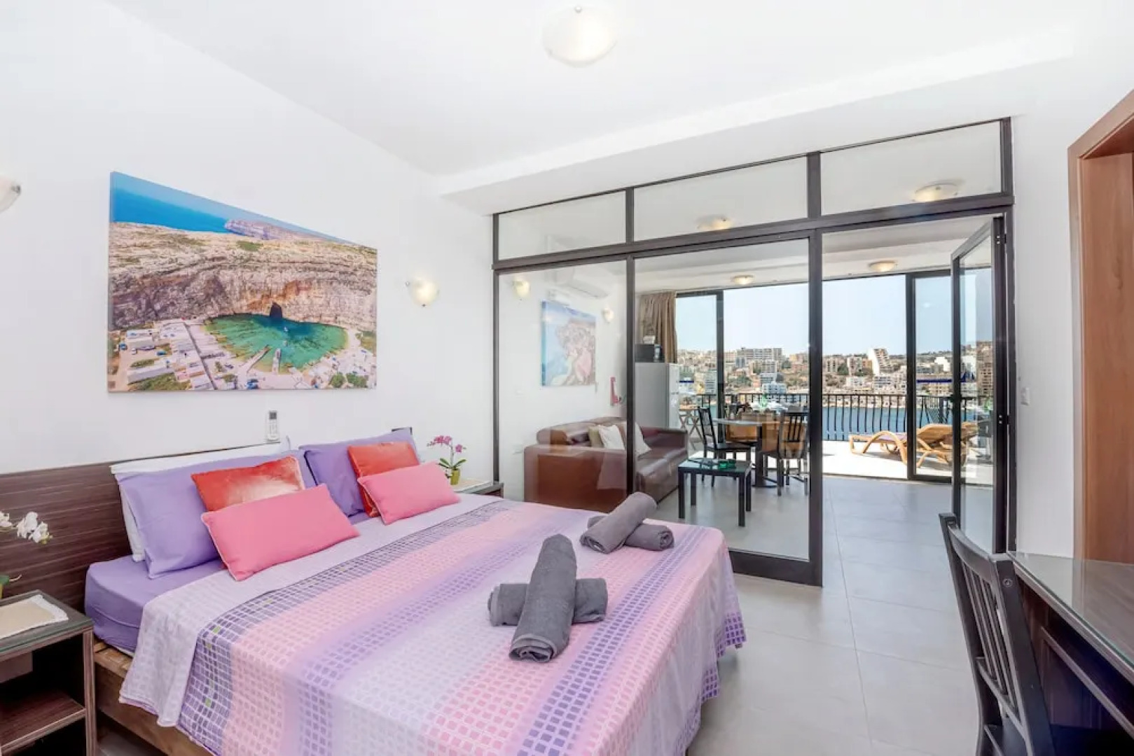 Harbour Lights Seafront Penthouse by Getaways Malta