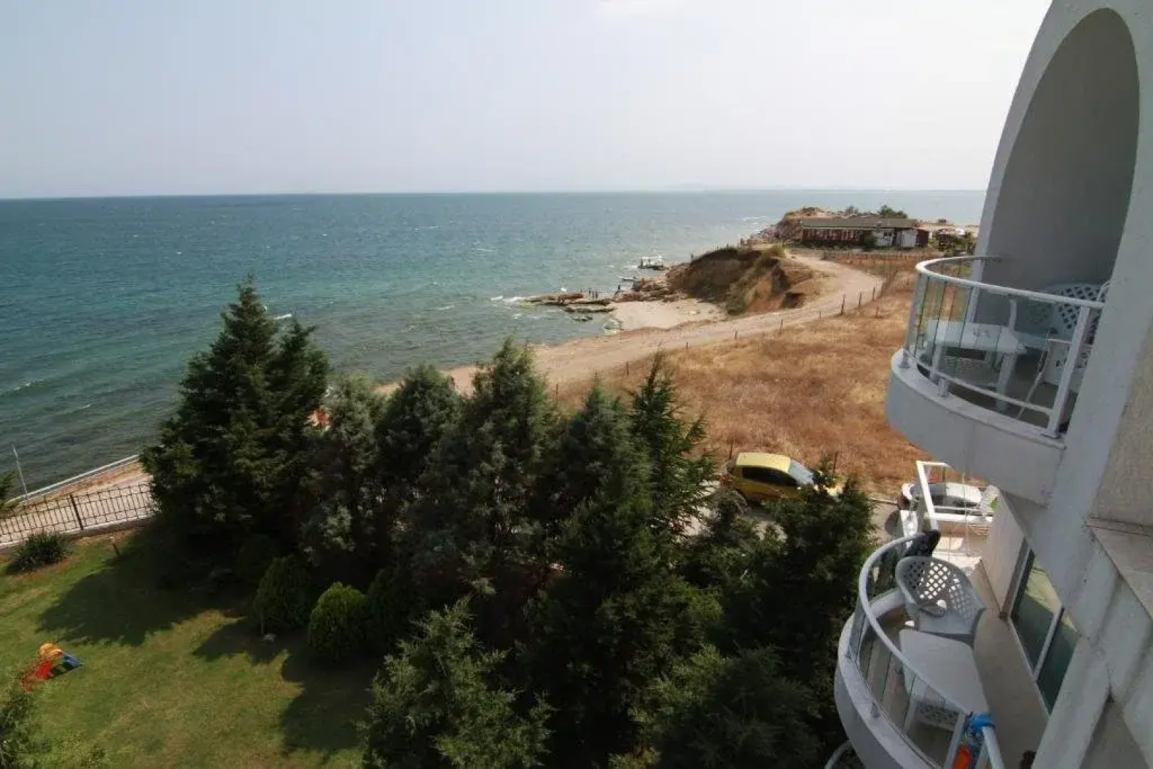 Peter Hotel 
