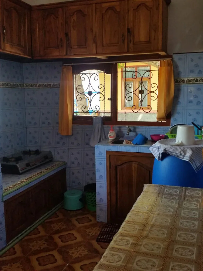 Larantuka Beach Apartments.