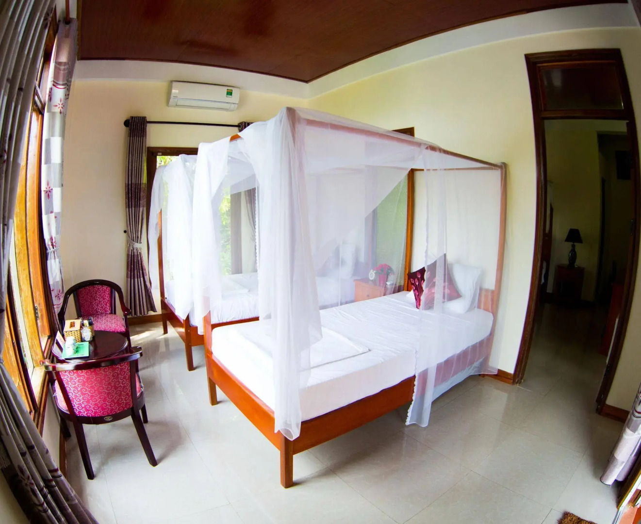 Phong Nha Lake House