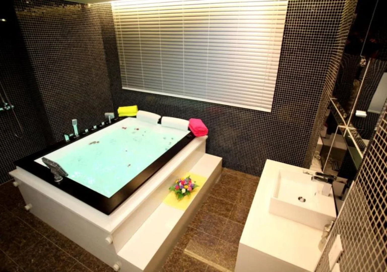 Hong Wei Yi Jia Beijing Asian Game Village