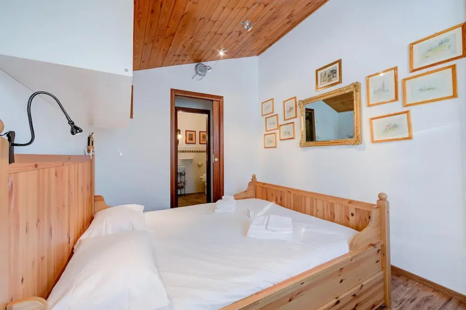 White House Ski Relax