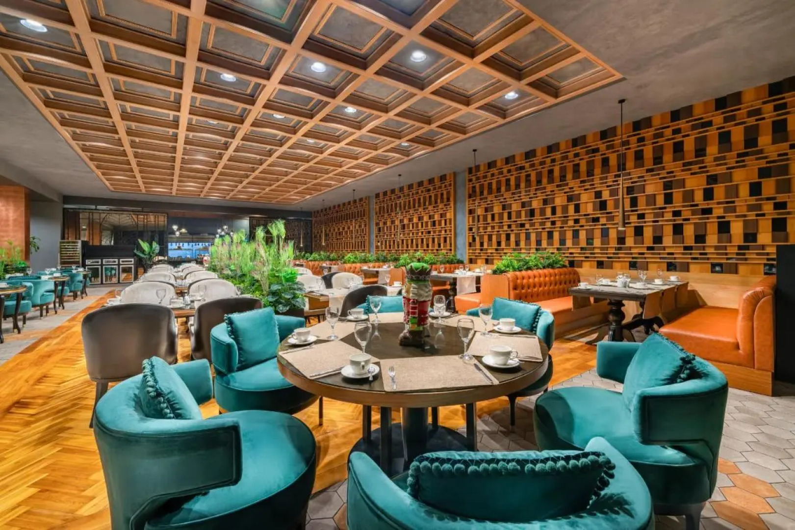 Les Ambassadeurs Marina Hotel & Casino