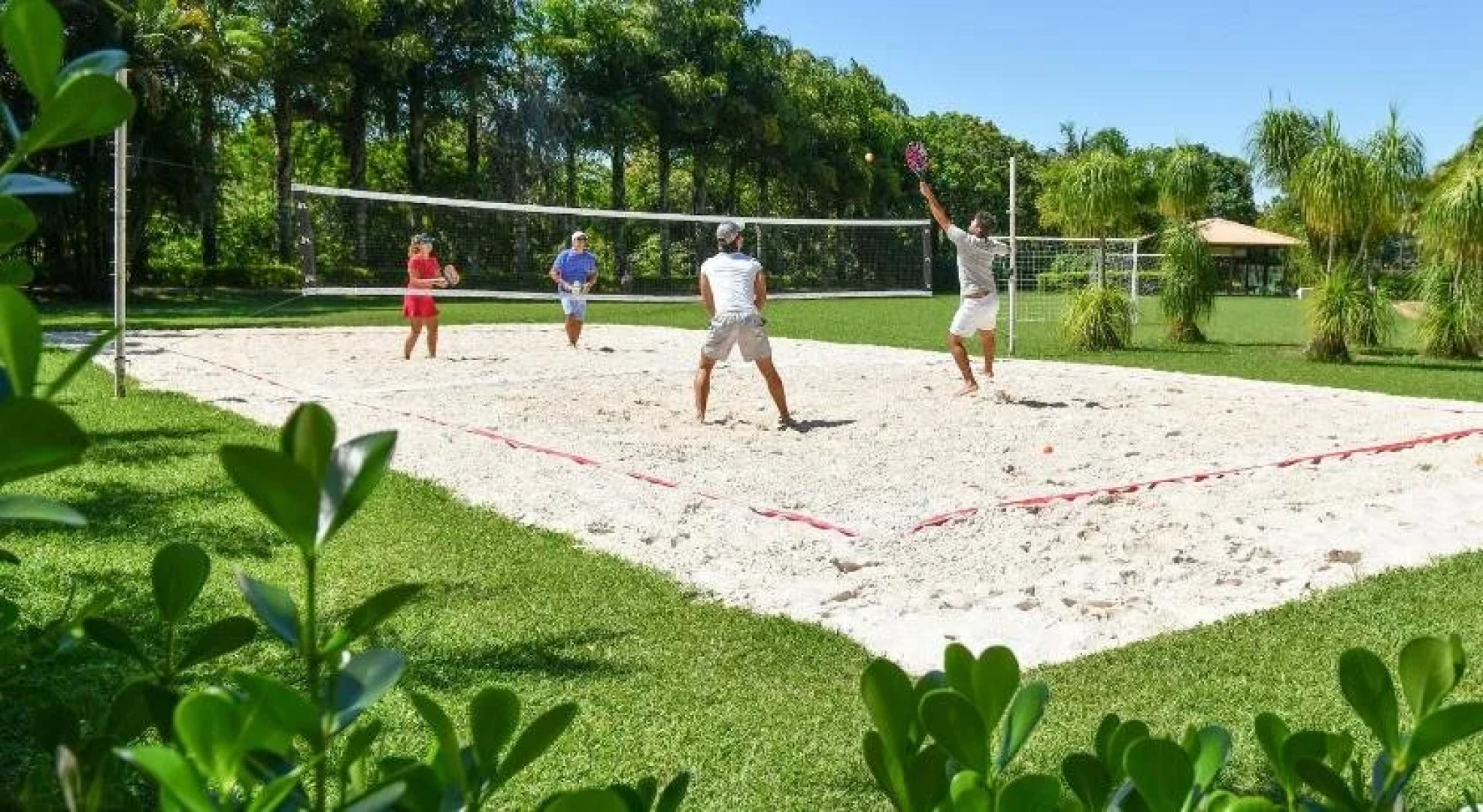 Radio Hotel Resort & Convention