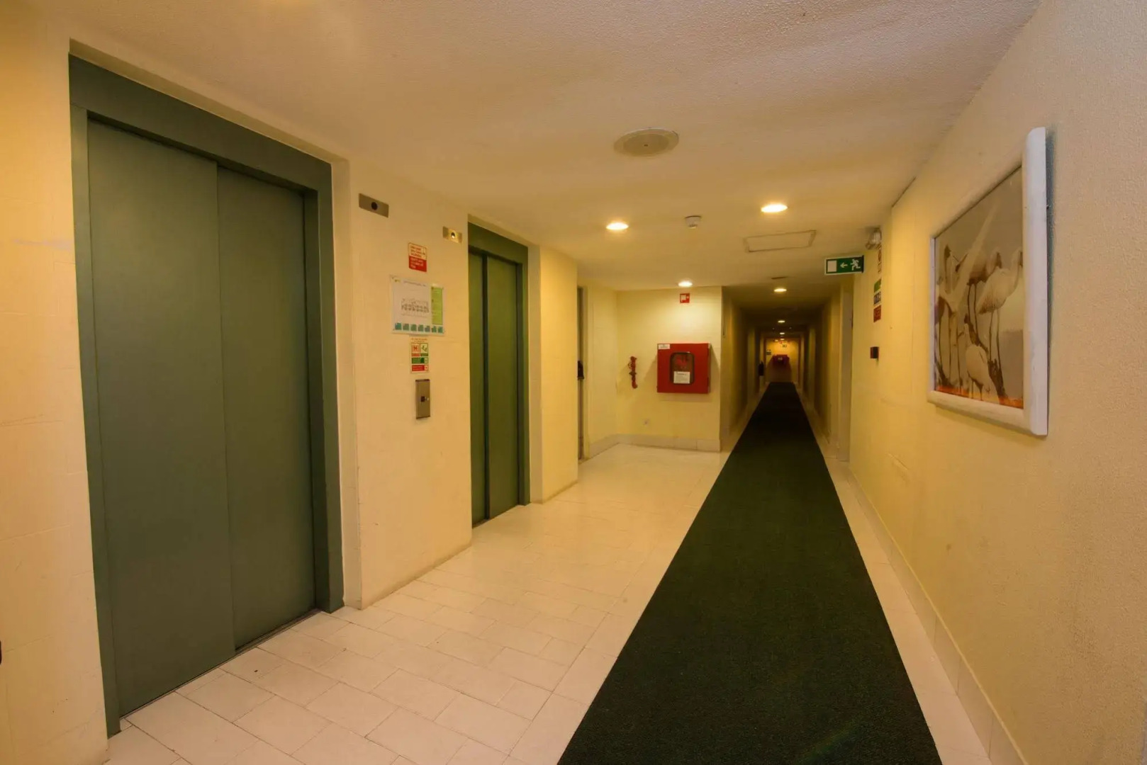 Holiday Inn Express and Suites Lisbon Principe Real by IHG