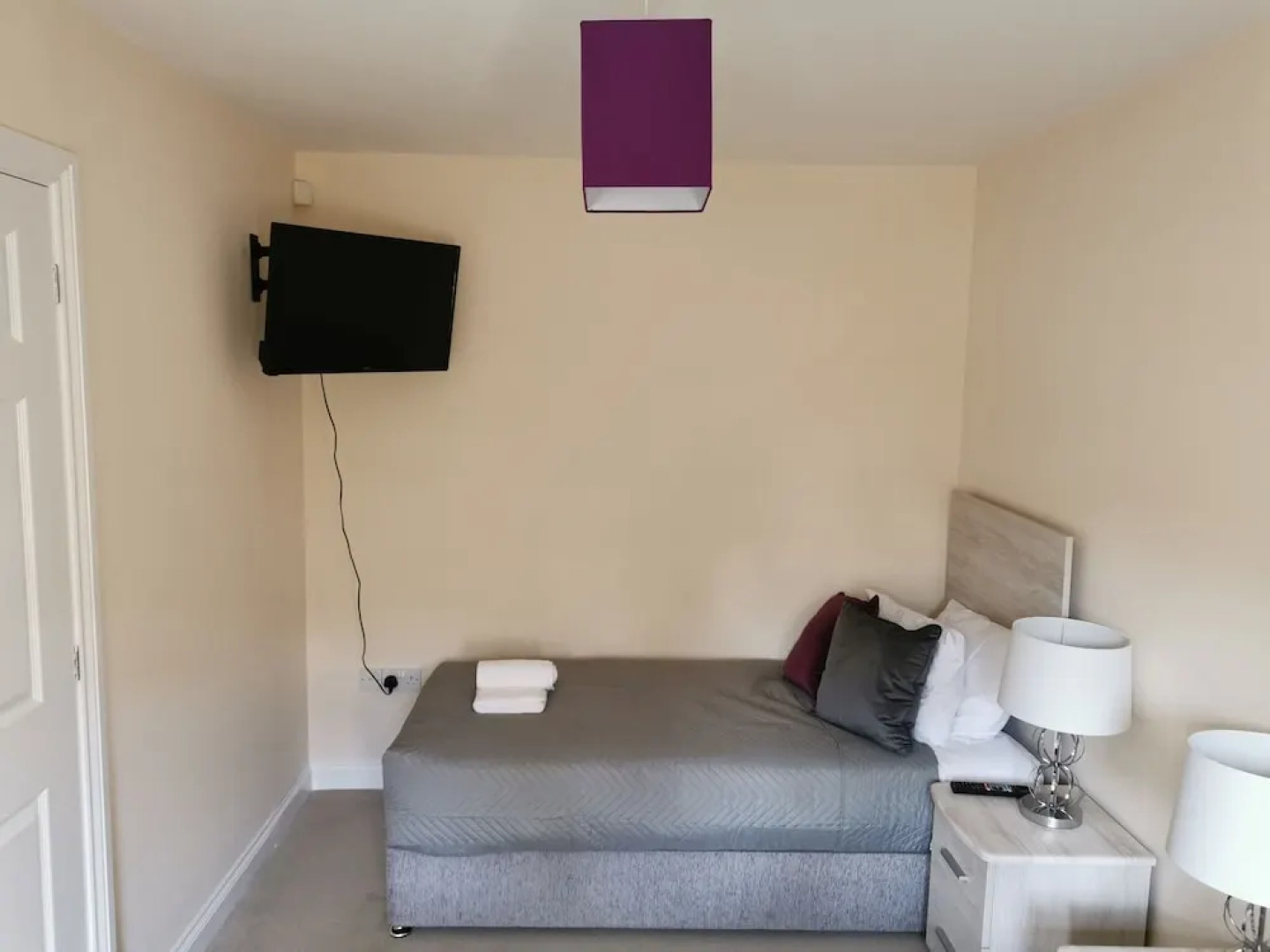 Purple Hart Homes - Station Cottage