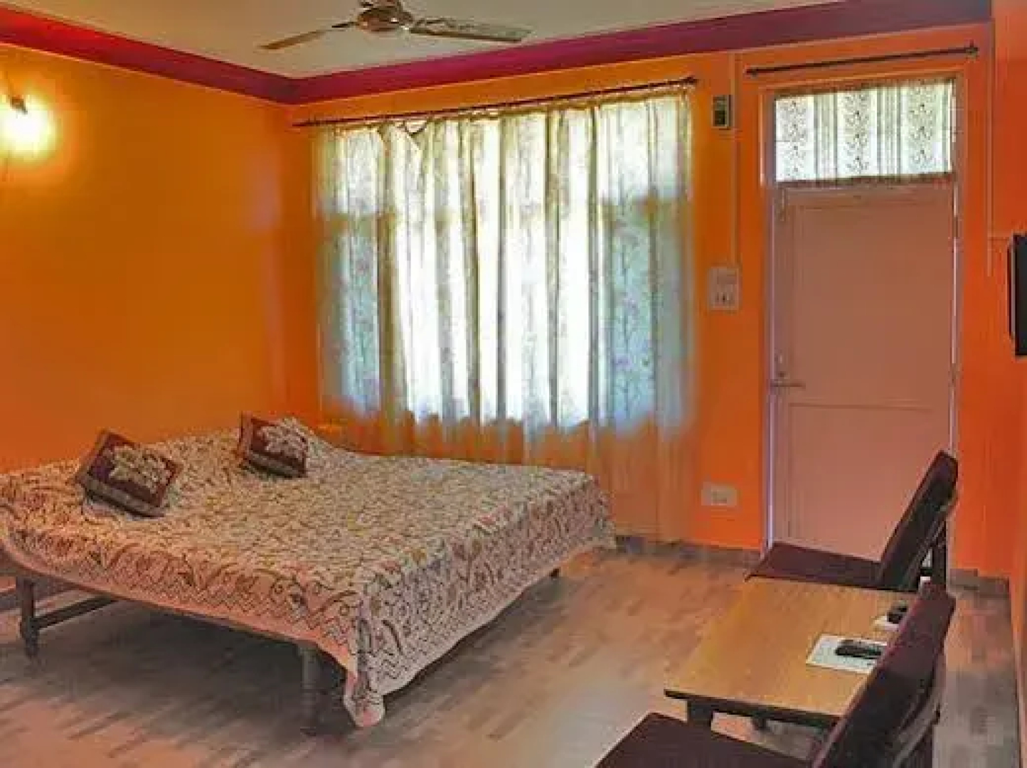 Pawan Guest House