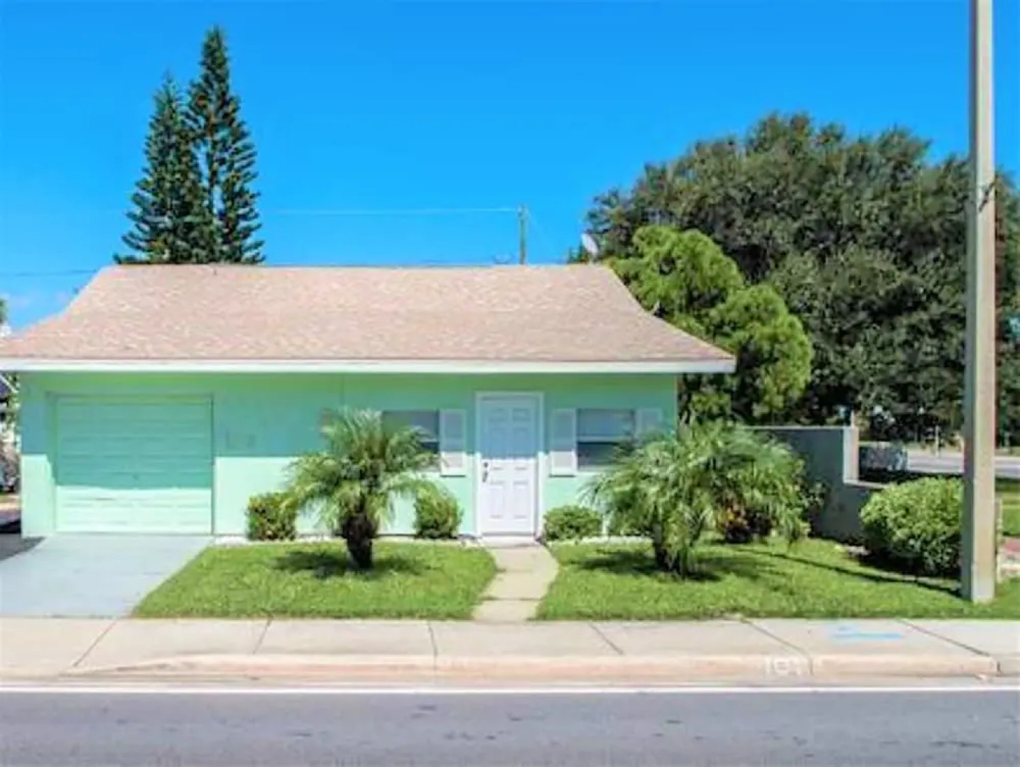 St Pete Beach Vacations by TechTravel