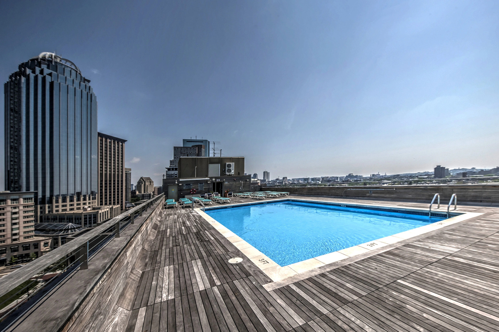 Outstanding 2 Bed Apt in Heart of Back Bay!