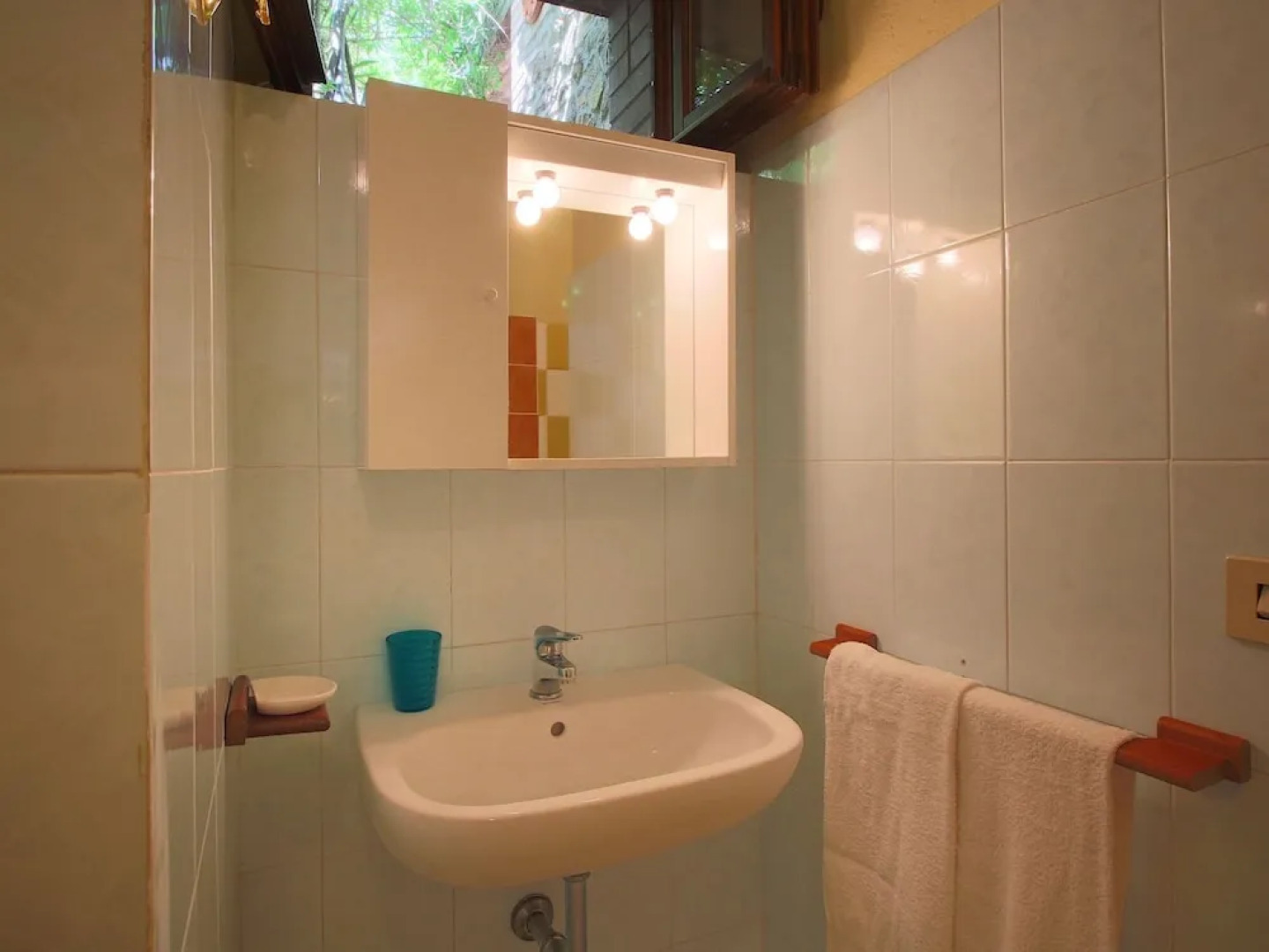 A Quaint Farmhouse in Paciano with Swimming Pool