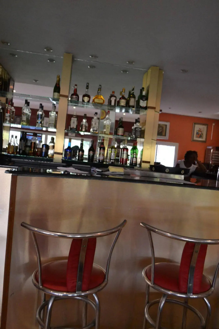 Peninsula Plaza Hotel