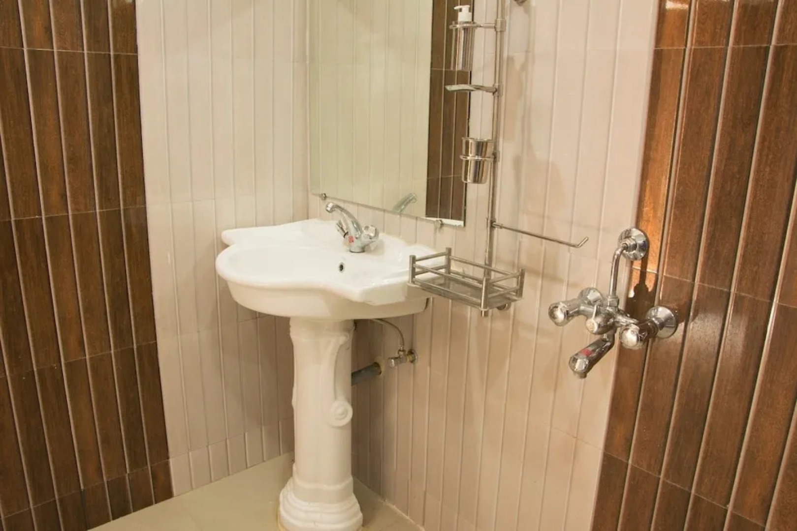 V Resorts Vrindavan Gopala Bhedaghat