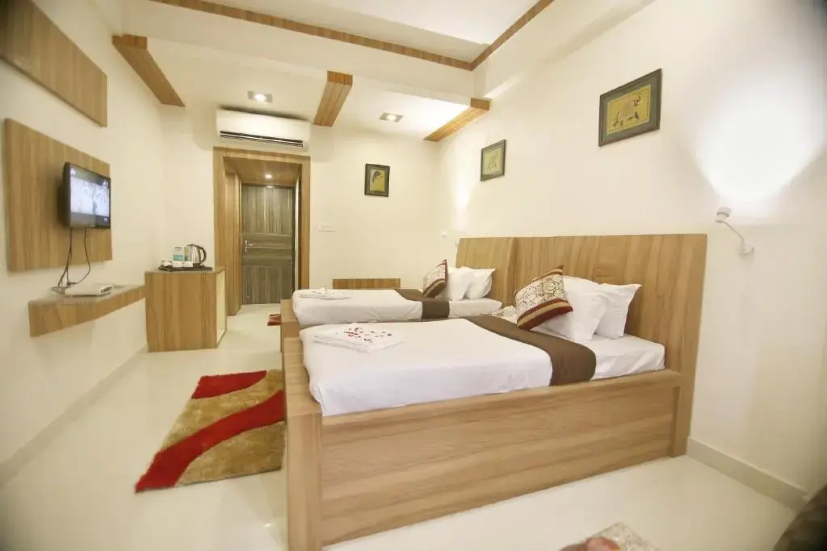 Hotel Sheetal Regency,Near Janambhumi