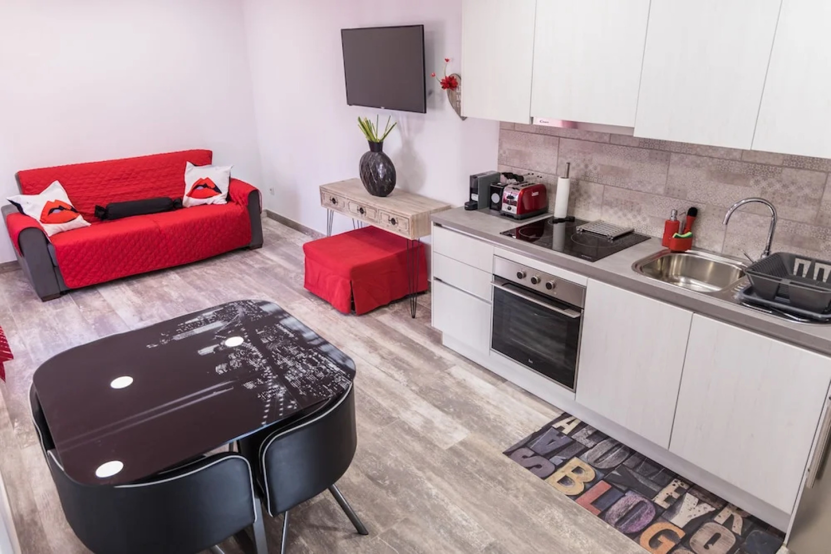 Fuerte Holiday Sunset Boulevard