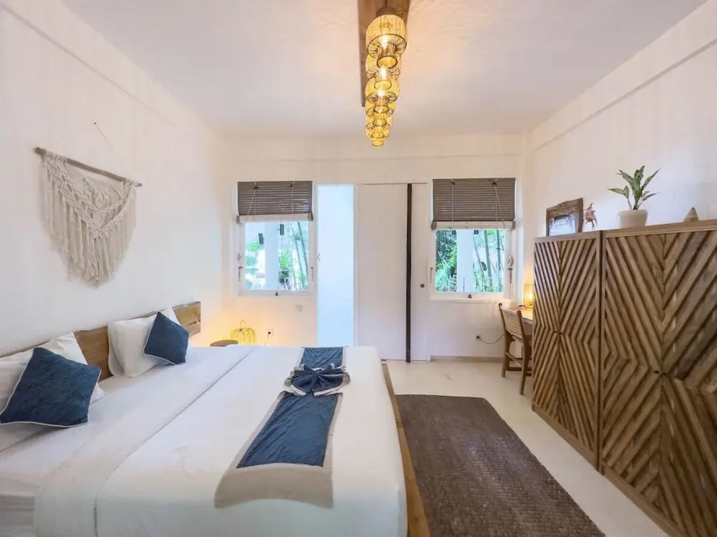 The Green Room Canggu - Hostel