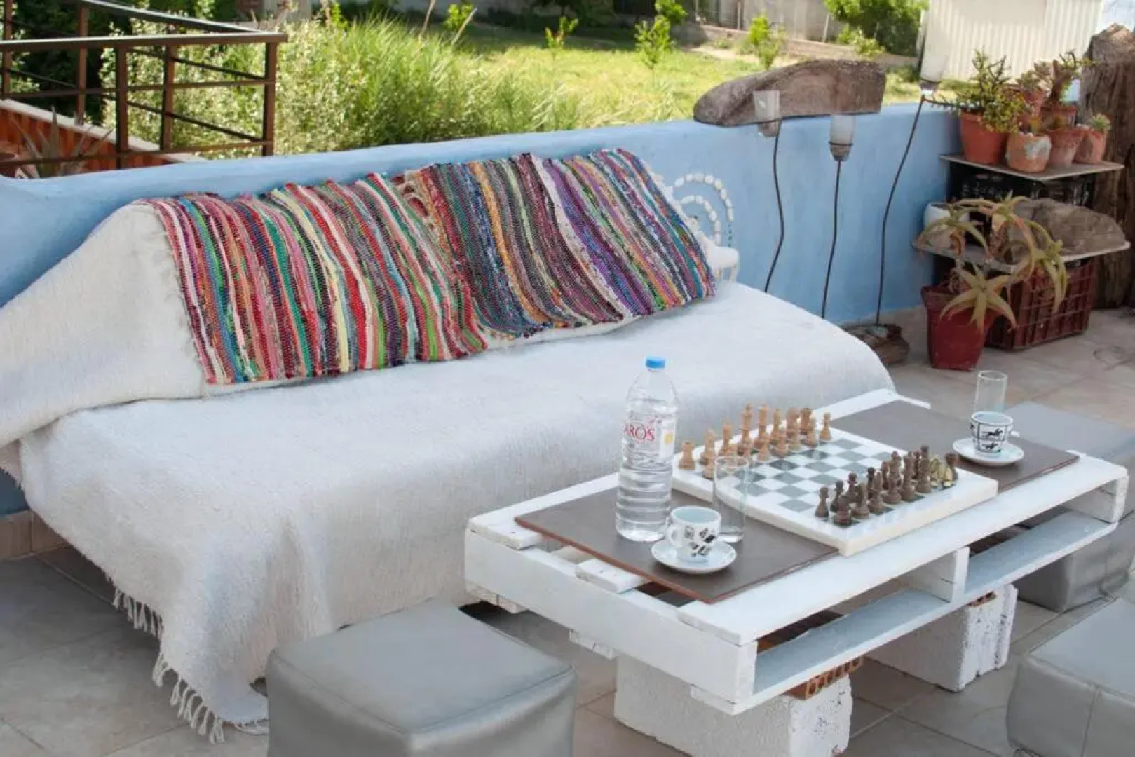 Marys Art and Cultural House 100meters from the beach