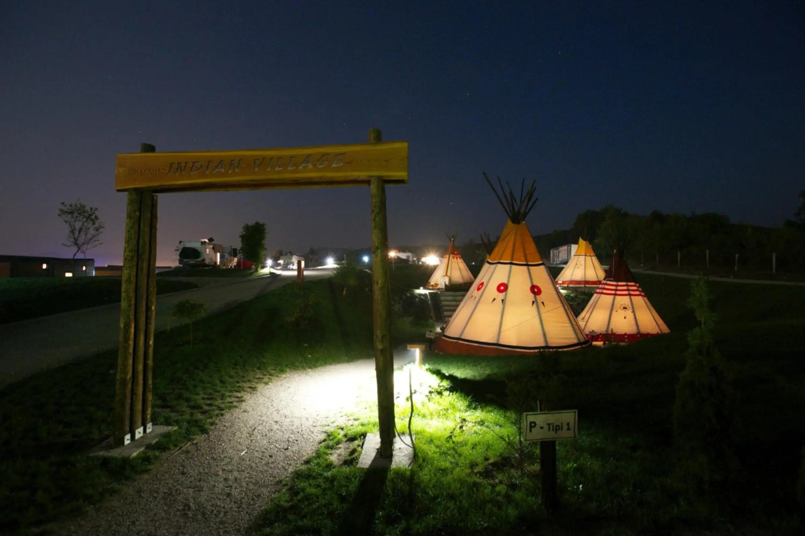 Plitvice Holiday Resort - Campsite