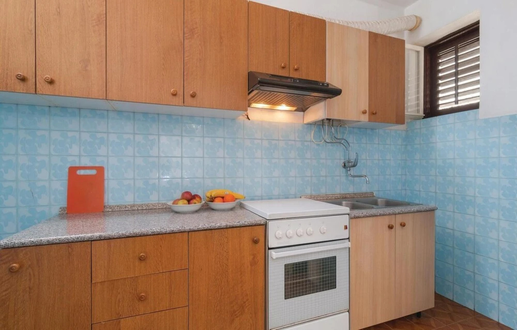 Amazing Home in Jesenice Bajnice With Wifi and 2 Bedrooms