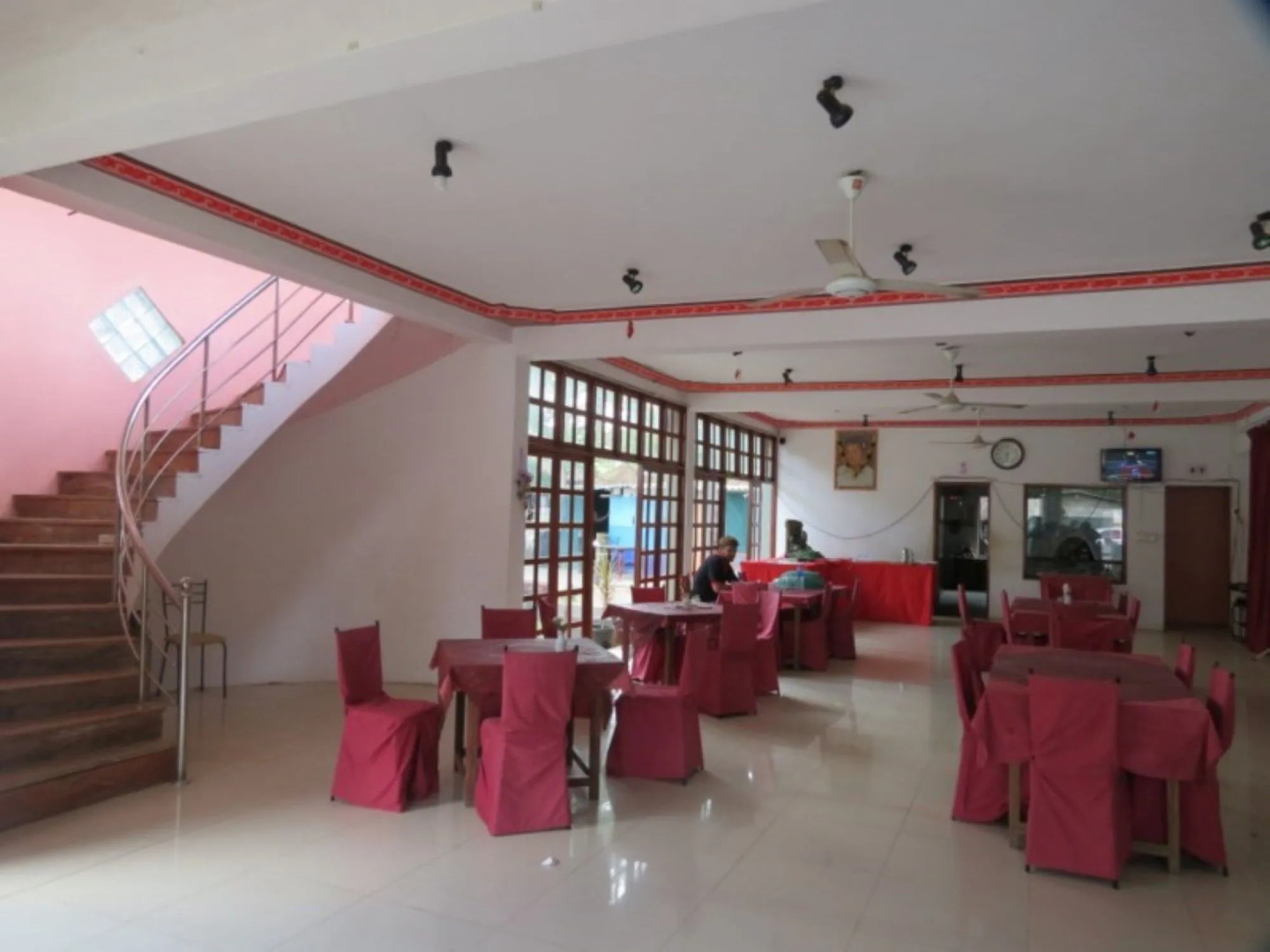 Thampa Tourist Hotel in Vavuniya