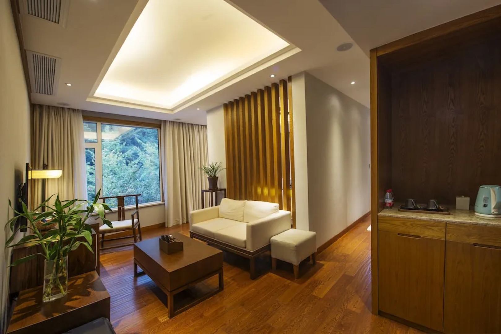 Jiuxi Cloud Valley Hotel