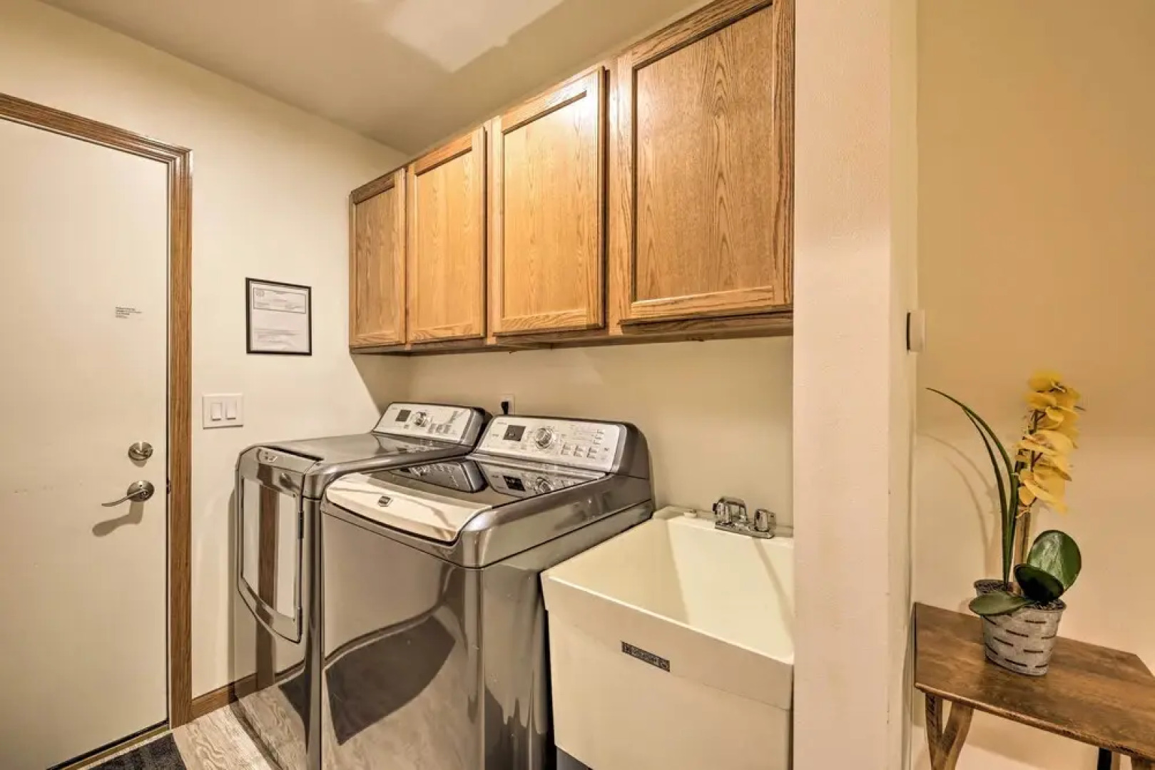 Rock River Waterfront Cabin: Dock & Game Room!