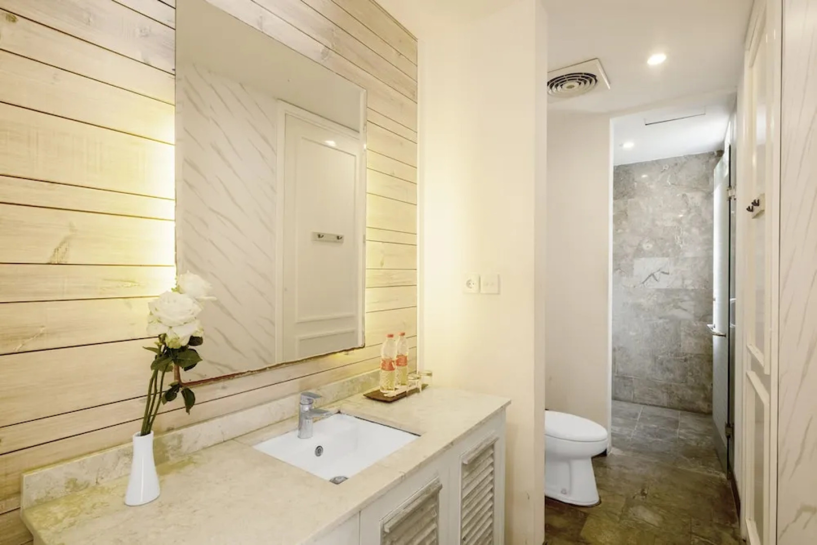 The Kanjeng Suite Petitenget